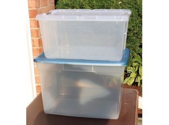 Pair Of Large Plastic Storage Boxes With Lids (T-25)