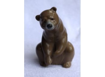 Vintage Lladro Good Bear Brown Figurine #1205. (S-7)