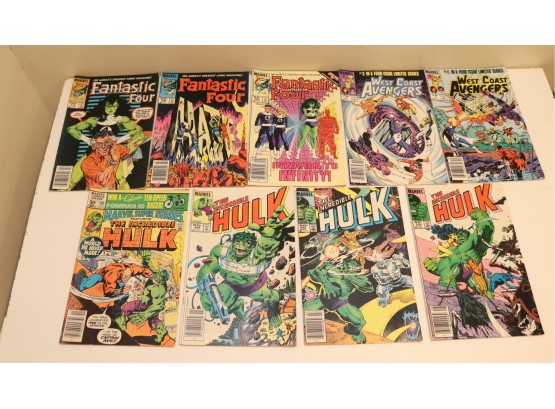 Marvel Comic Book Lot: Fantastic Four, Hulk, West Coast Avengers (C-8)
