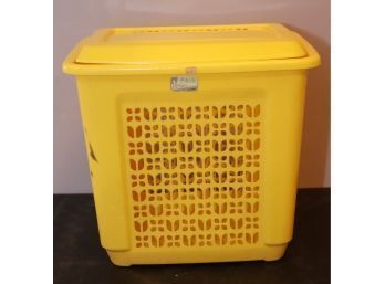 Vintage Yellow Rubermaid Laundry Hamper Basket With Lid