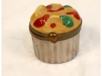 Vintage Peint Main Limoges France Trinket Box Pot Pie (A-92)
