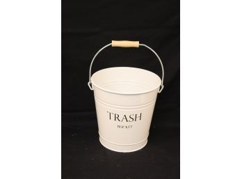 White Trash Bucket (B-56)