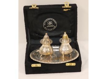 Vintage International Silver Co. Silverplated Salt And Pepper Shaker With Tray