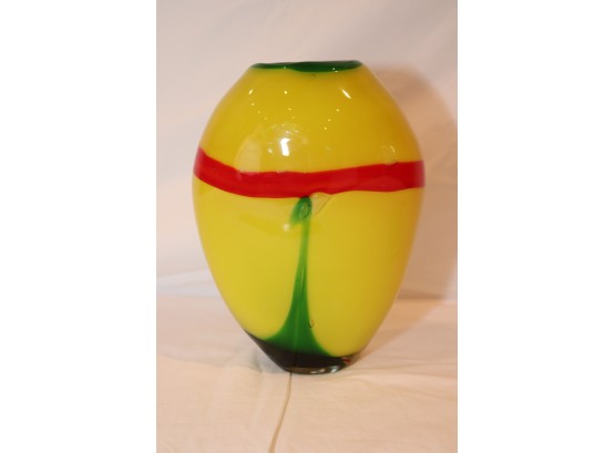 Fifth Avenue Crystal Art Glass (K-2)Vase