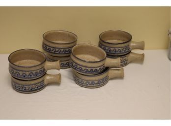 8 Berkshire Pottery Soup Bowls (A-33)