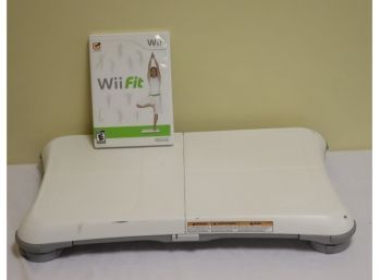 WII BALANCE BOARD AND GAME (A-49)