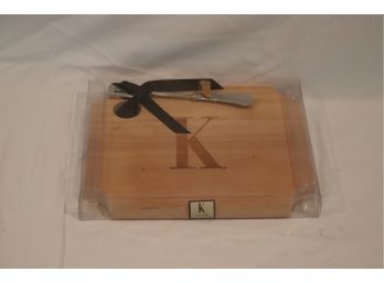 The 'K' Cutting Board With Spreader Knife From Mudpie (K-46)