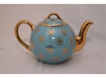 Vintage Hall 6 Cup Teapot Blue With Gold Flowers (N-103)