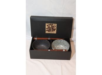 Japanese Bowl Set With Wooden Chop Sticks (K-7)