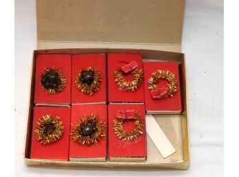 Vintage Christmas Matches  (N-40)