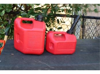 Pair Of Plastic Gas Cans 1 And 2 Gallon