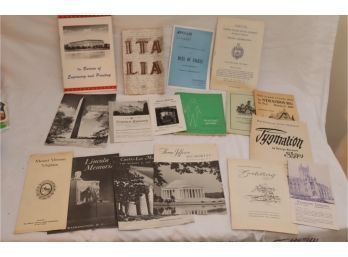 Vintage Travel Brochures  (PA-4)