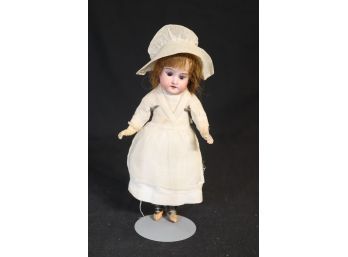 Vintage 8' Doll Made In Germany (D-32)