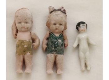 3 Really Small Vintage Dolls. (T-14)