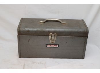 Vintage Metal Craftsman Tool Box (n-89)