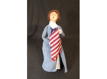 Byers' Choice Ltd. The Carolers Betsy Ross  1989 (D-47)