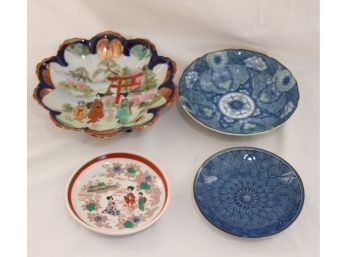 Set Of 4 Vintage Japanese Bowls (P-61)