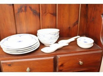 Vintage Himark Blue And White CHINESE Soup Plate Set (D-22)