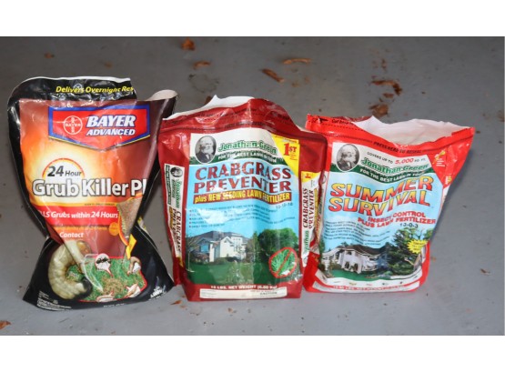 Open Bags Of Grub Killer, Crabgrass Preventer, Summer Survival (H-7)