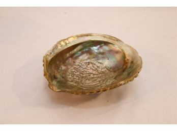 Footed Shell MOP Mother Of Pearl Ashtray Trinket Tray (G-27)