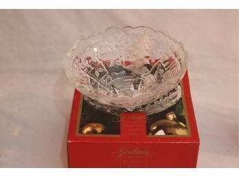 Gorham Holiday Tradition Crystal Glass Bowl