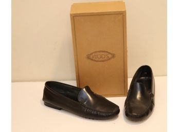 J.P. Tod's Black Leather Driving Loafers Shadow Sz. 39 W Box (AG-1)