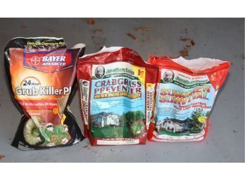 Open Bags Of Grub Killer, Crabgrass Preventer, Summer Survival (H-7)