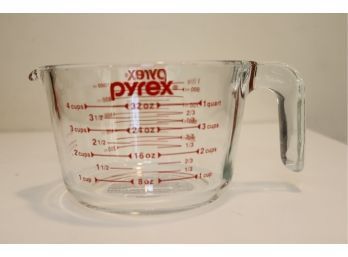 Pyrex Glass 4-cup Measuring Cup
