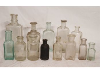 Vintage Medicine Bottle Lot (TR-7)