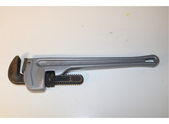 18' Rigid Aluminum Pipe Wrench
