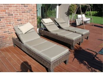Set Of 3 Chaise Lounge Chairs Wicker Base With Cushions