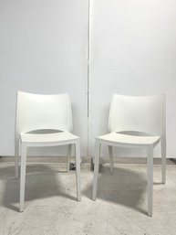 Euro Style 'leslie' White Stacking Chairs (set Of 2)