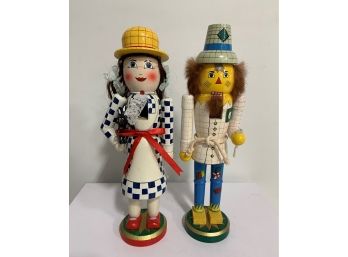 Collectable Set Of (2) Wizard Of Oz Nutcrackers (Dorothy & The Scarecrow)