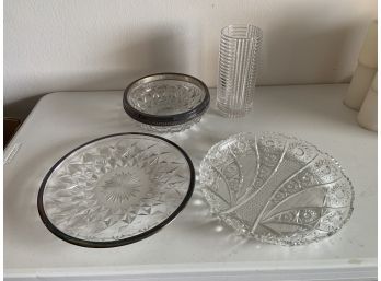 4 Pieces Of Decorative Glass