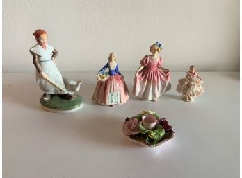 3 Figurines & 1 Candle Holder