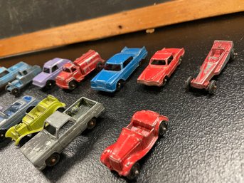 Lot Of 15 Metal Tootsietoy Cars