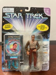 Playmates Star Trek DS9 Benjamin Sisko Action Figure 5'