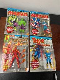 Toy Biz Lot Of 4 MARVEL Comics Superheroes W/Action - New Old Stock
