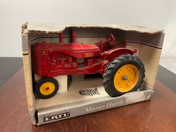 Ertl 1/16 Massey-Harris Tractor