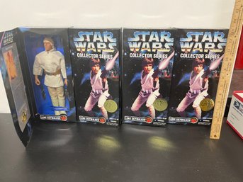 Lot Of 4 Star Wars Collector Figures