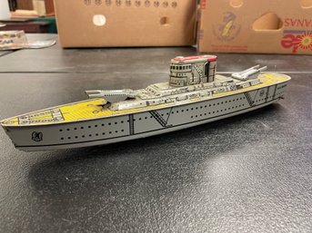 Marx USS WASHINGTON Tin Toy Ship