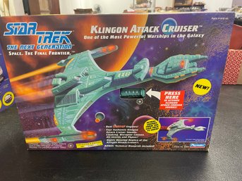 Star Trek KLINGON Attack Cruiser