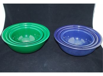Pyrex Clear Bottom Nesting Bowls