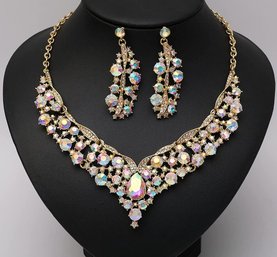 Elegant 2 Piece Jewelry Set