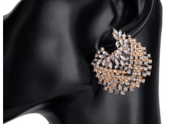 Elegant Gold Tone Fashion Jewelry Set