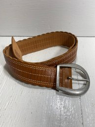 Brown Banana Republic Size Large Genuine Leather Belt