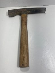 Stanley 11' Masonry Hammer Tool