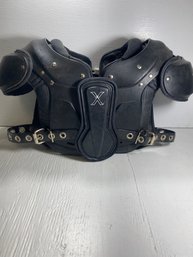 Youth Size Medium Xenith Football Shoulder Pads Xflexion Fly