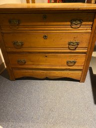 Antique Unbranded 3- Drawer Dresser