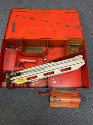 Hilti RN 312 Round Head Nailer Air Tool Gun With Case